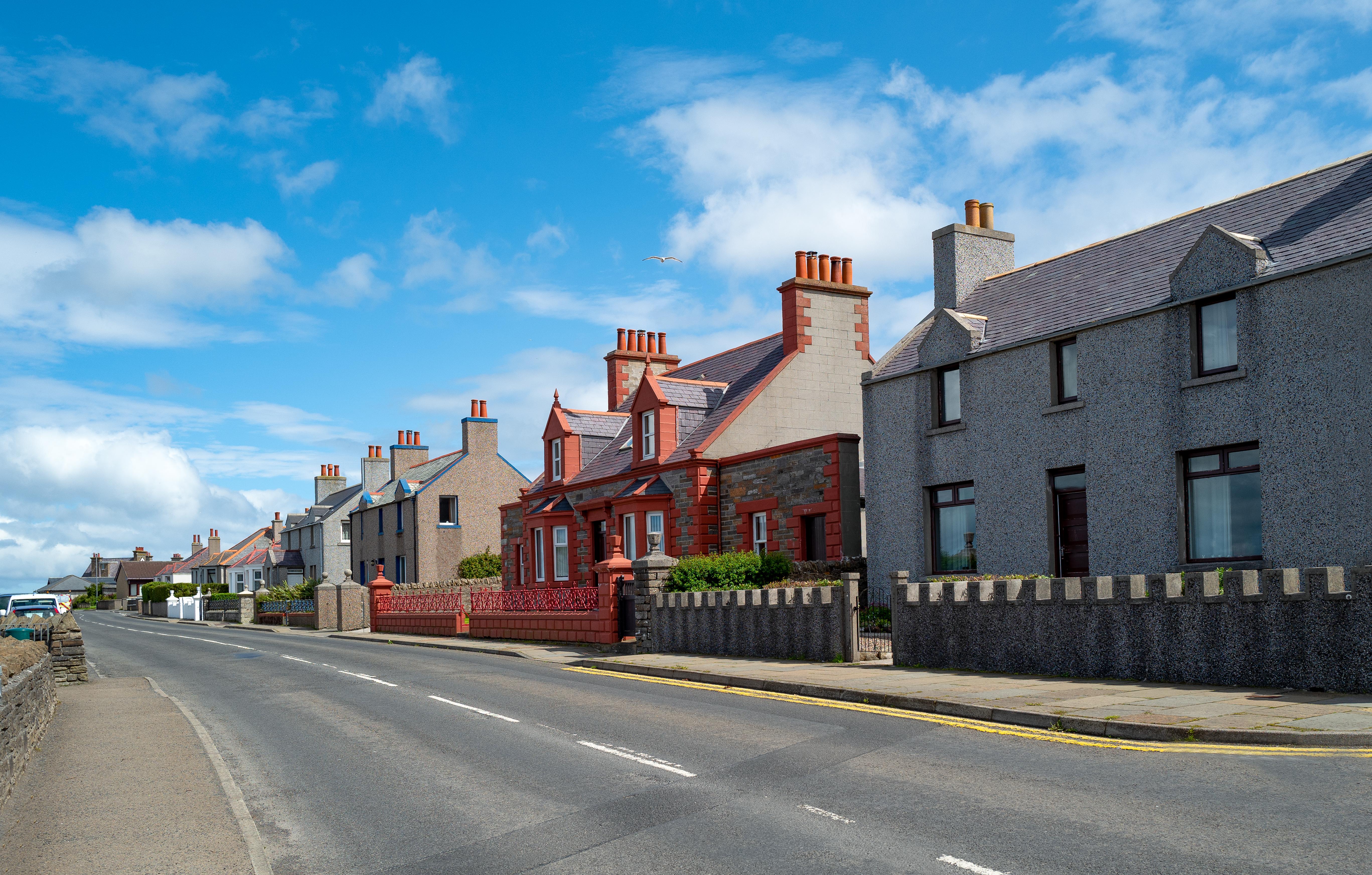 Find Cheap Flights from London to Kirkwall in 2 momondo